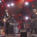 Justin Timberlake, Chris Stapleton Perform Amazing Duet at CMAs [VIDEO]