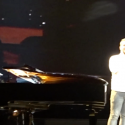 Adele Surprises Two Fans and Lets Them Sing On Stage [VIDEO]