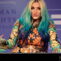 Kesha Receives LGBT Award And Gets Emotional [VIDEO]