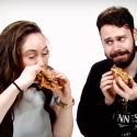 Irish People Try American Burgers For The First Time [VIDEO]